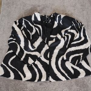 Eloquii NWT Oversized Printed Blazer Manufacturing Flaw